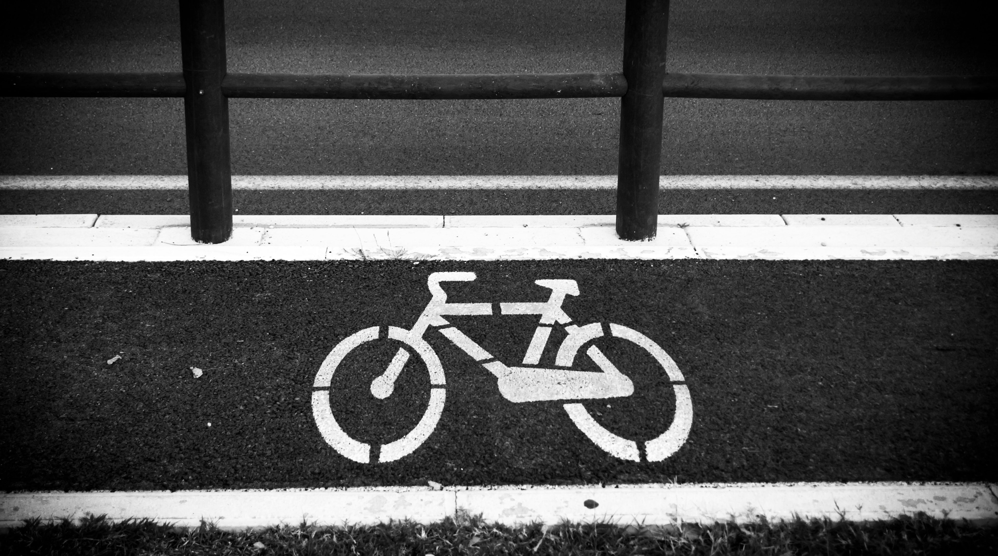Bike lanes and speed control cut from US safety list