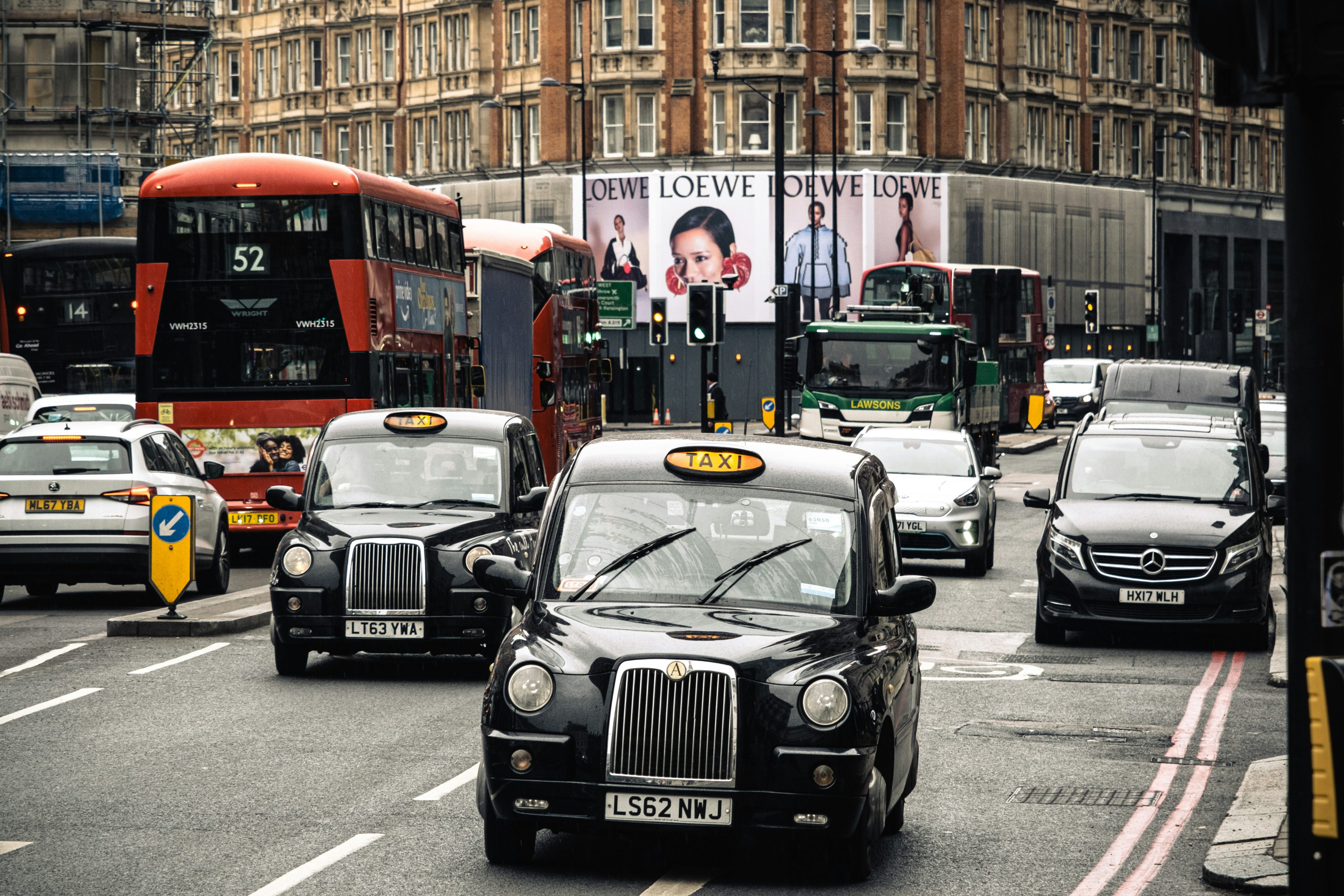 Reducing traffic pollution improves children’s lung capacity, study shows